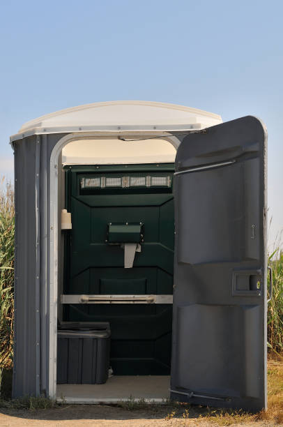 Best Porta potty rental near me  in Grand Prairie, TX