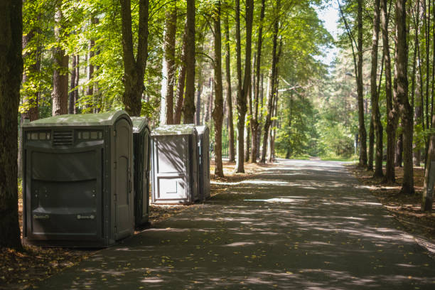 Best Portable bathroom rental  in Grand Prairie, TX